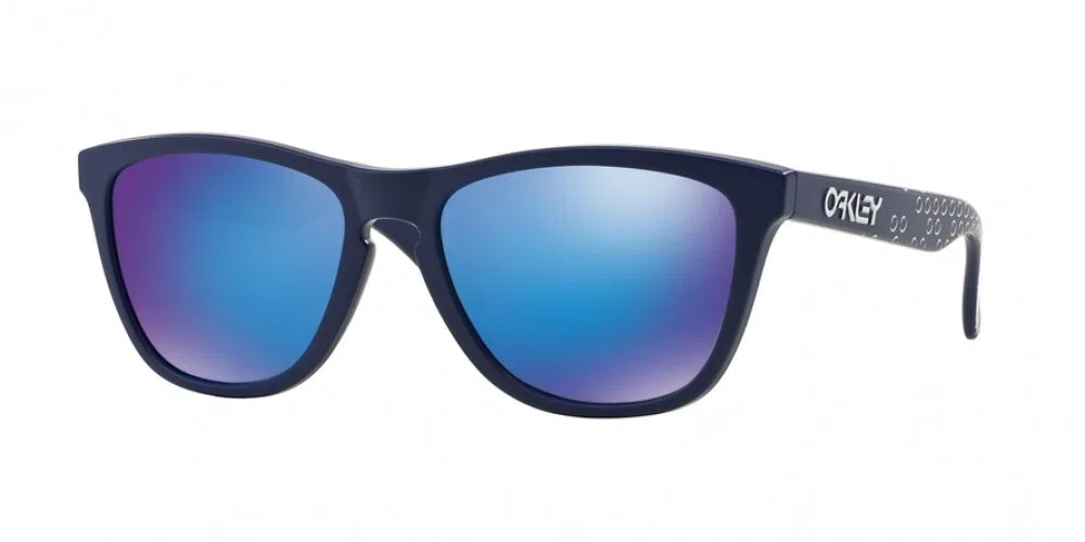 Oakley Frogskins 9013 Sunglasses - Crystal Clear - view 33